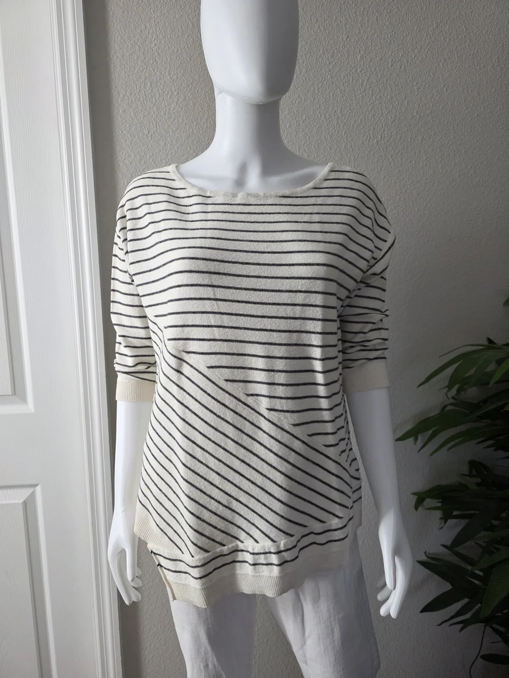 Tribal Striped Lightweight Boatneck Sweater in Cream w/Black Striping - Size M